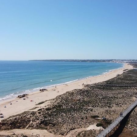 Charming Beachside Apartment- The Perfect Getaway! アルブフェイラ エクステリア 写真