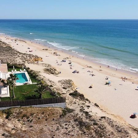Charming Beachside Apartment- The Perfect Getaway! アルブフェイラ エクステリア 写真